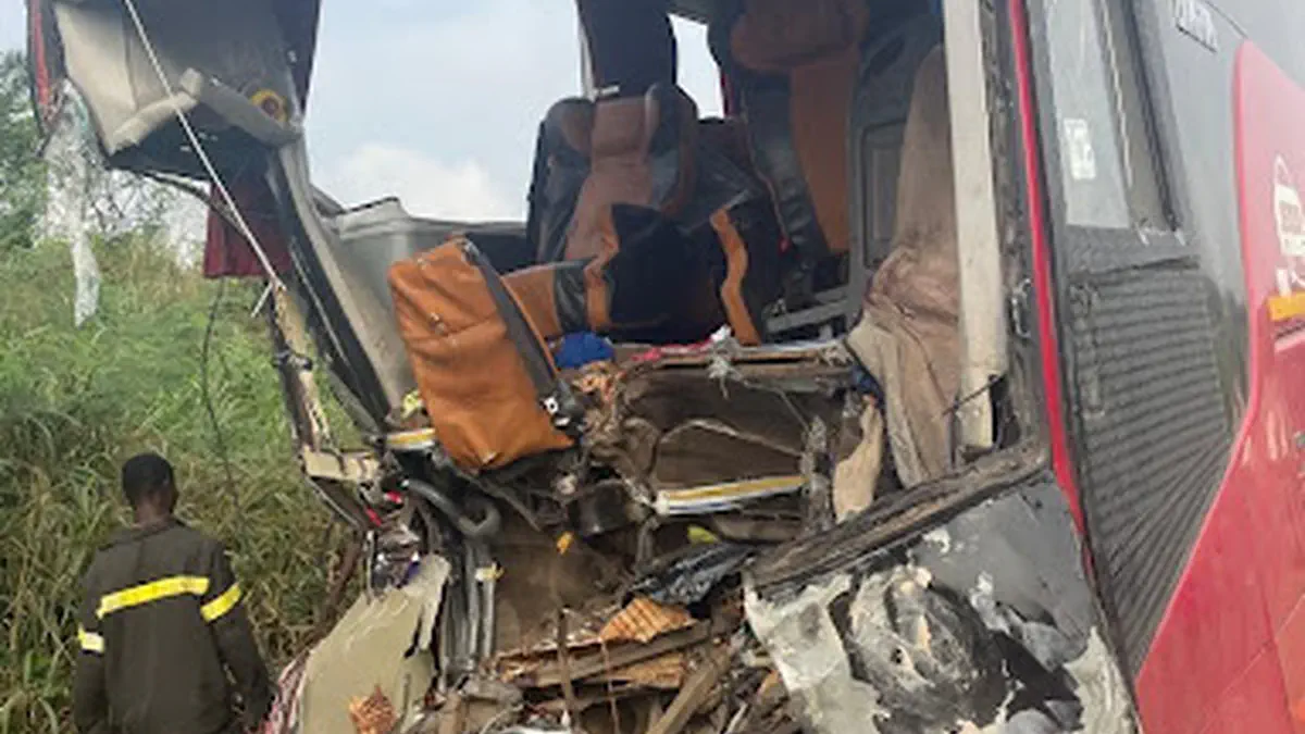 Tragedy on the N6: One Dead, 37 Injured in Suhum-Mankrong Highway Crash
